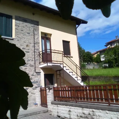 Dolcimele Bed and breakfast Dubino